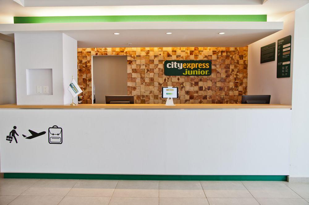 City Express Junior By Marriott San Luis Potosi Zona Industrial Exterior photo