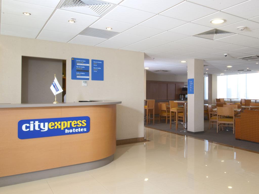 City Express Junior By Marriott San Luis Potosi Zona Industrial Exterior photo